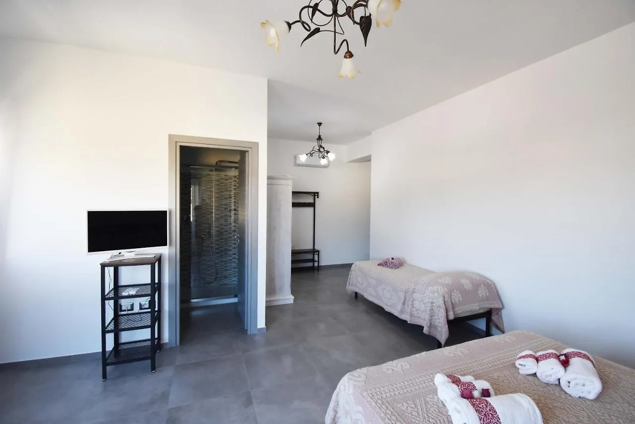 B&B Centrale Tortoli Bed & Breakfast